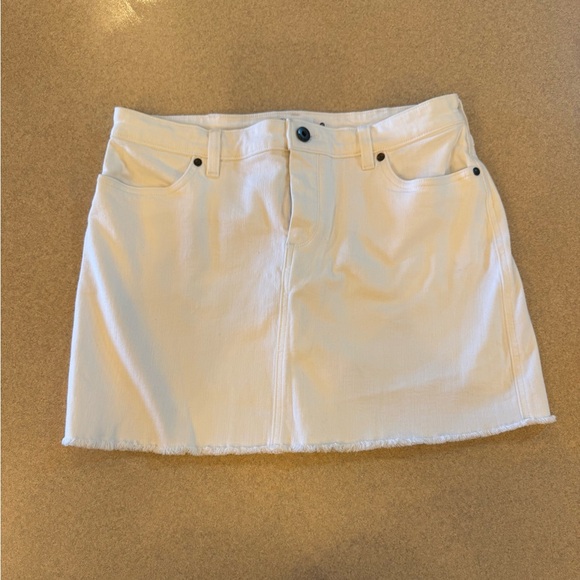 Carve Designs Dresses & Skirts - Carve Designs White Mini Skirt Resort Wear
